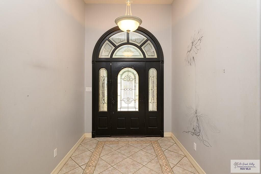 602 E 28th St Mission, TX 78574 - Thumbnail 3