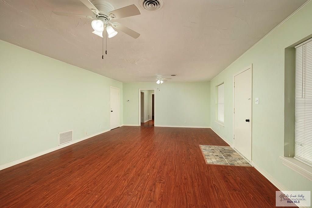 439 E Van Eaton Ave Raymondville, TX 78580 - Thumbnail 3