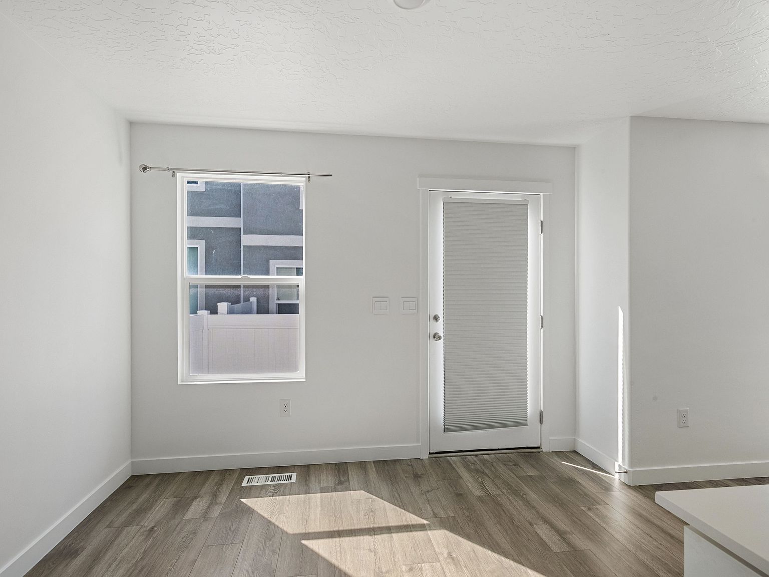 3840 S Bowie Dr Magna, UT 84044 - Thumbnail 3