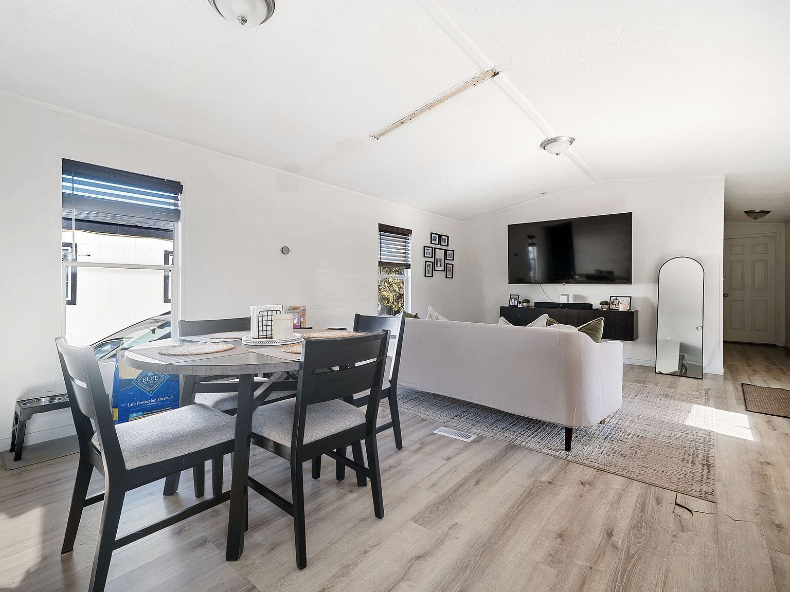 3896 S Parrott St Taylorsville, UT 84123 - Thumbnail 3