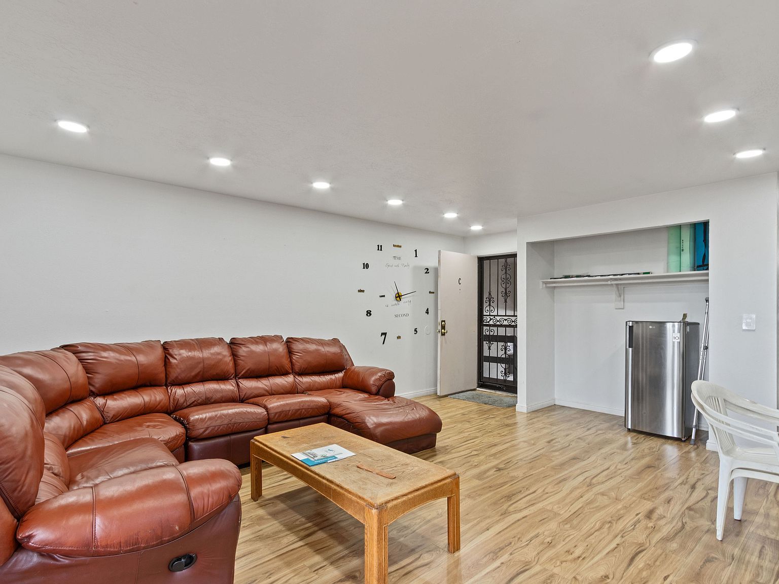 1842 E 5625 S APT C South Ogden, UT 84403 - Thumbnail 3