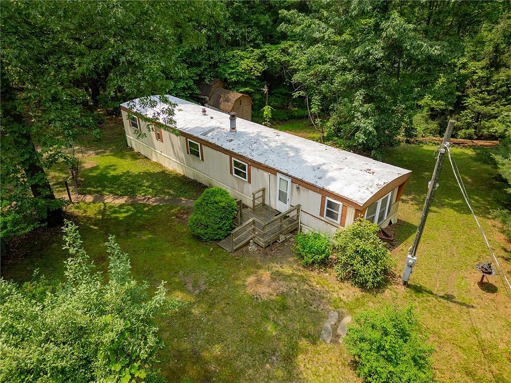 320 Pheasant Dr Evans City, PA 16033 - Thumbnail 3