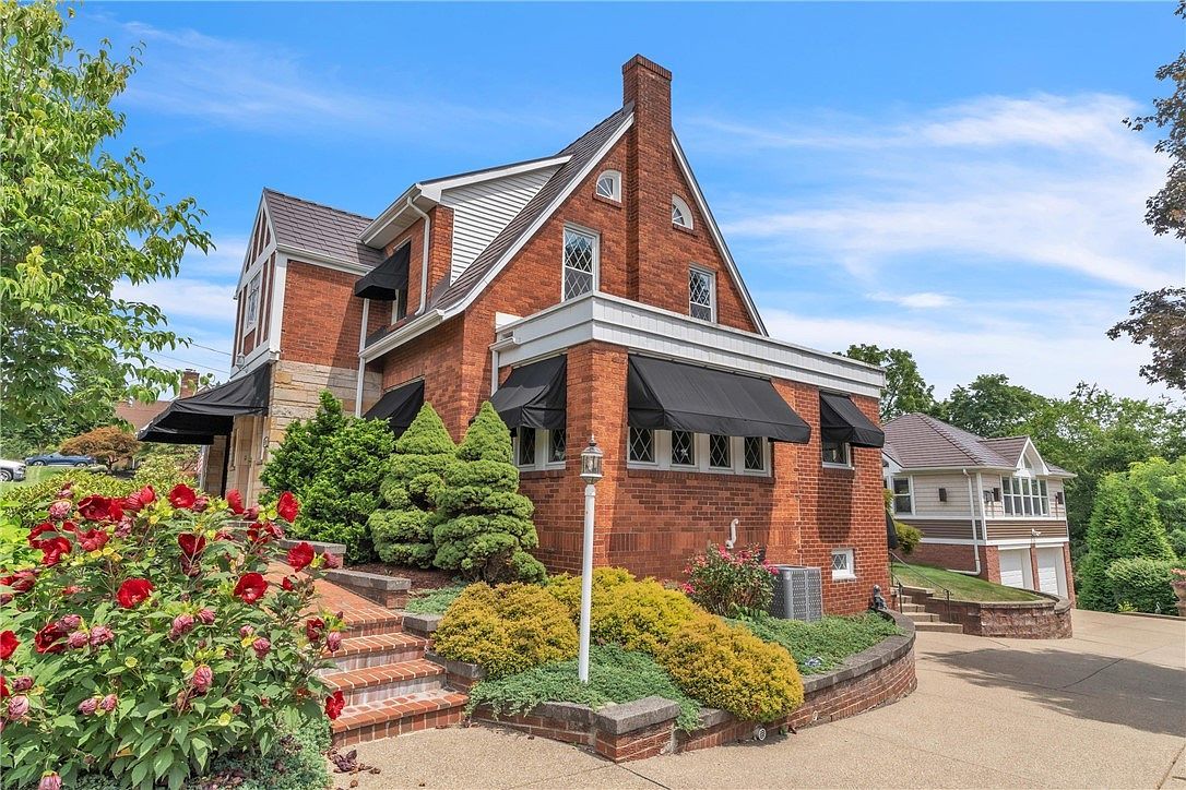 832 Ridge Rd Ambridge, PA 15003 - Thumbnail 3