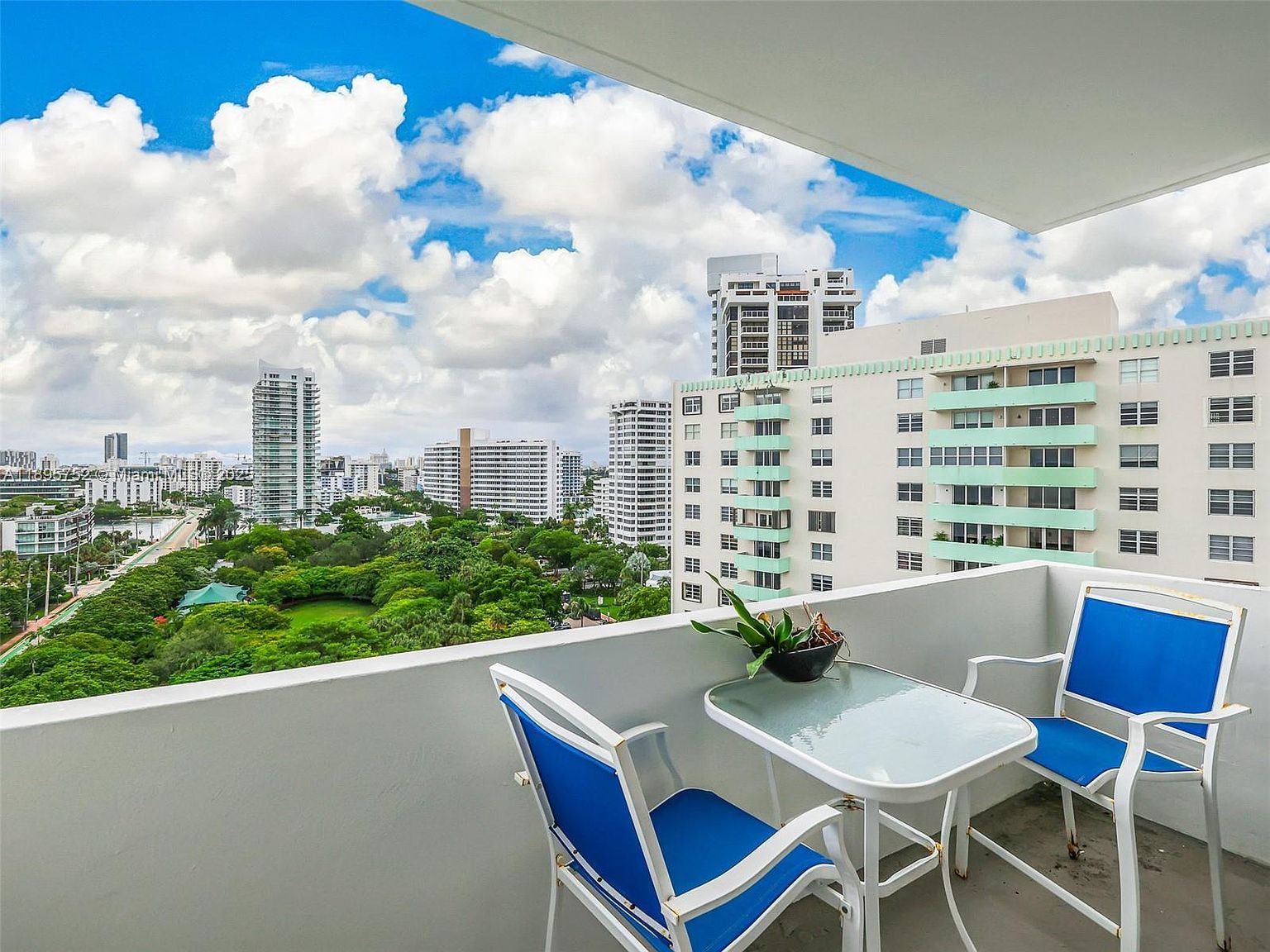 3 Island Ave APT 14A Miami Beach, FL 33139 - Thumbnail 3
