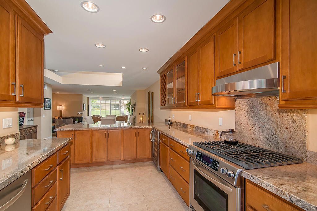 48275 Racquet Ln Palm Desert, CA 92260 - Thumbnail 3