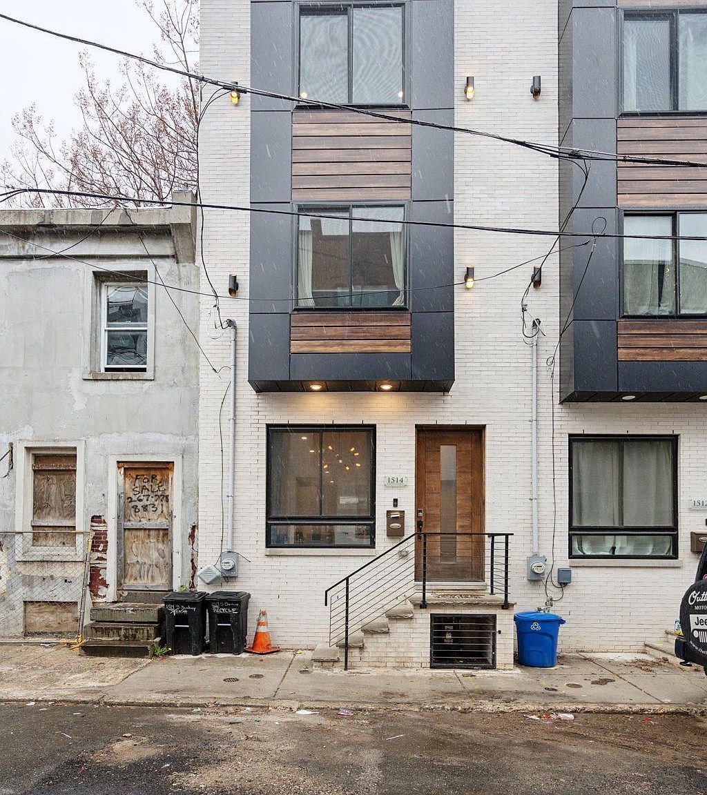 1514 S Bambrey St Philadelphia, PA 19146 - Thumbnail 3