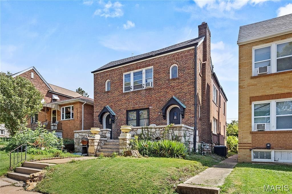 3926 Dunnica Ave Saint Louis, MO 63116 - Thumbnail 3