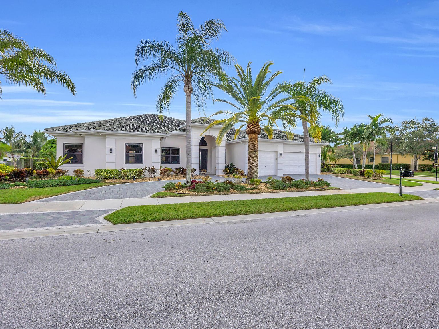 15182 SW 35th St Davie, FL 33331 - Thumbnail 3