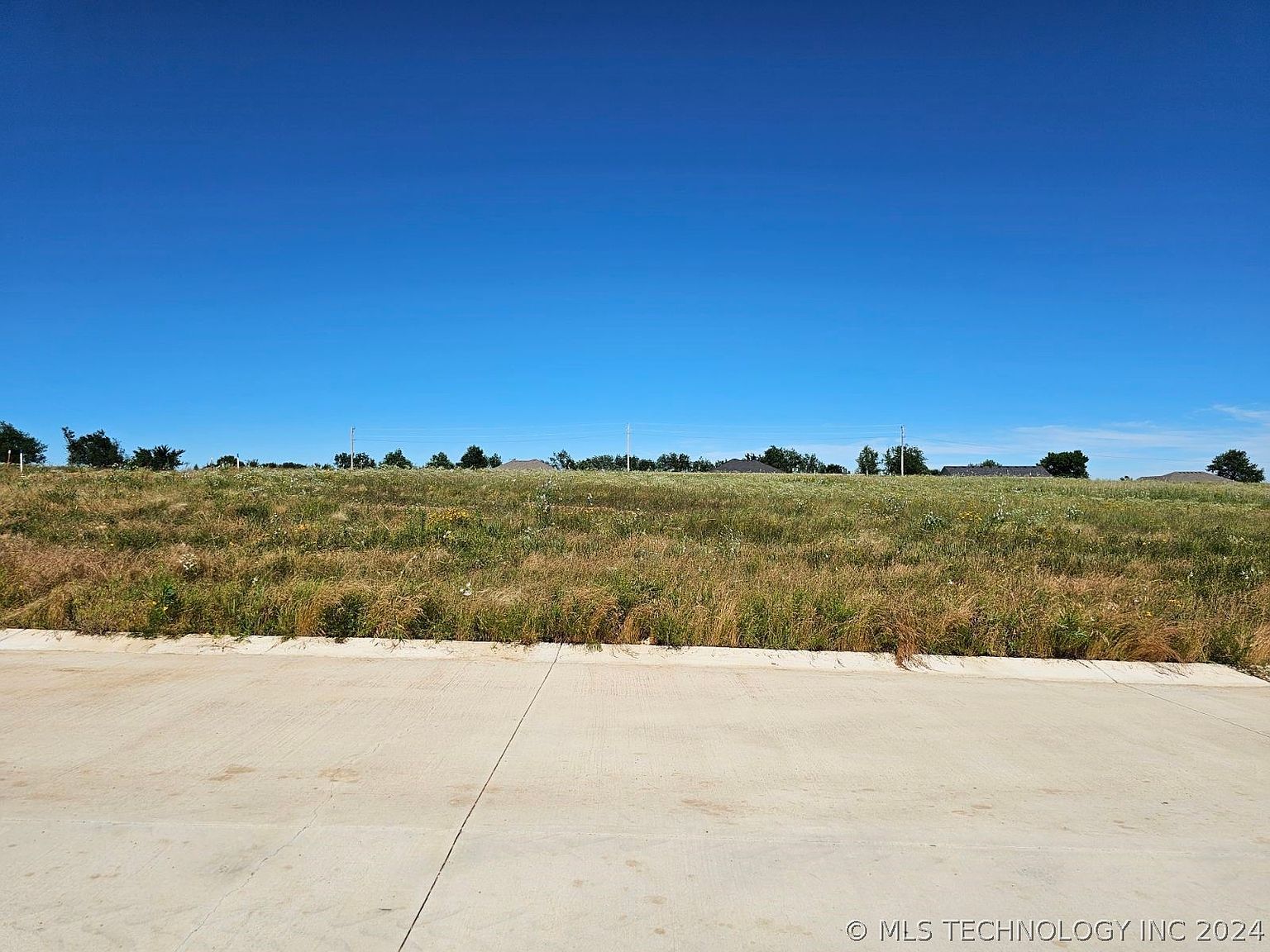 2021 Everly Dr Tahlequah, OK 74464  | Land/Lot