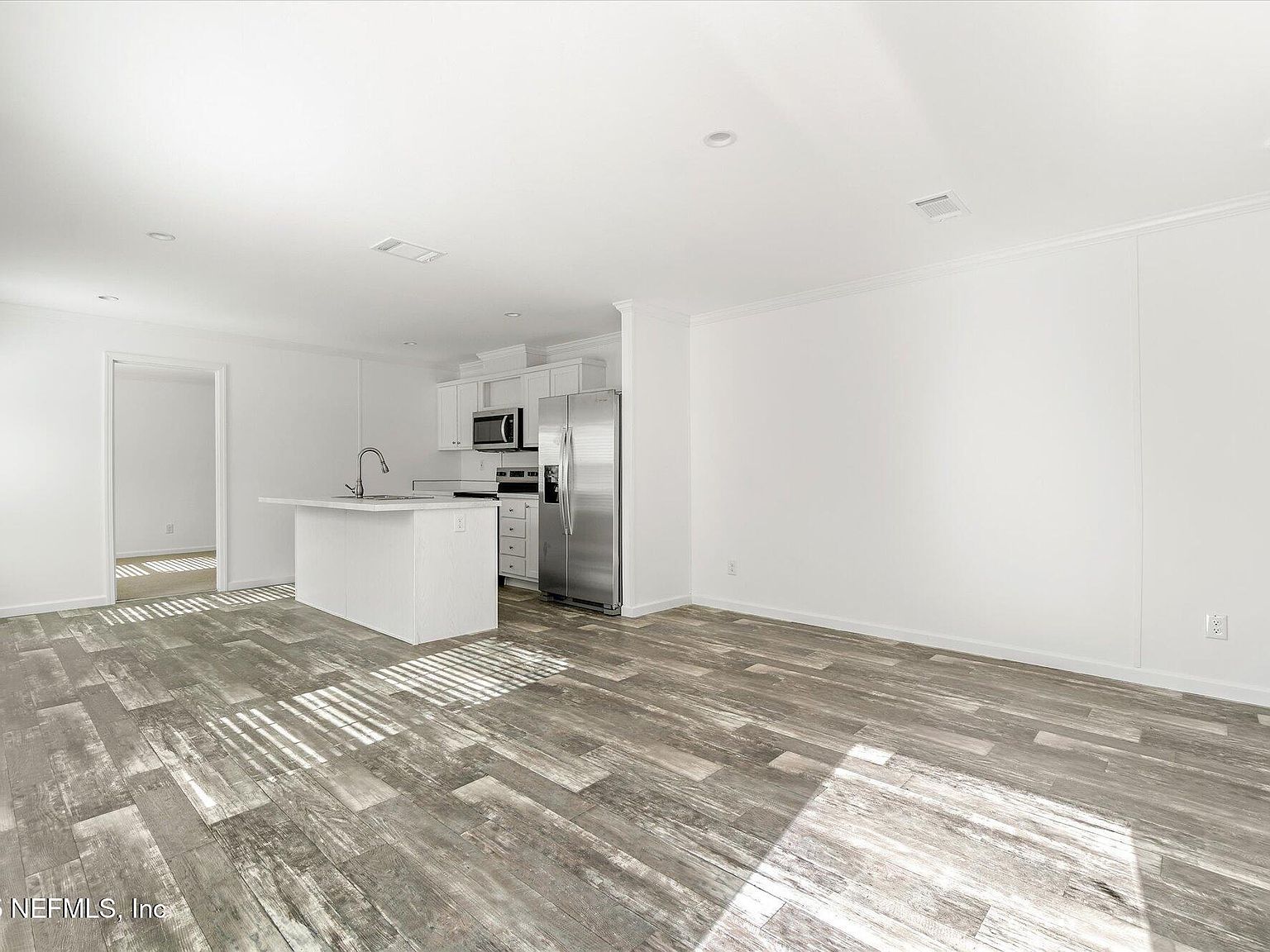 163 San Juan Ave East Palatka, FL 32131 - Thumbnail 3