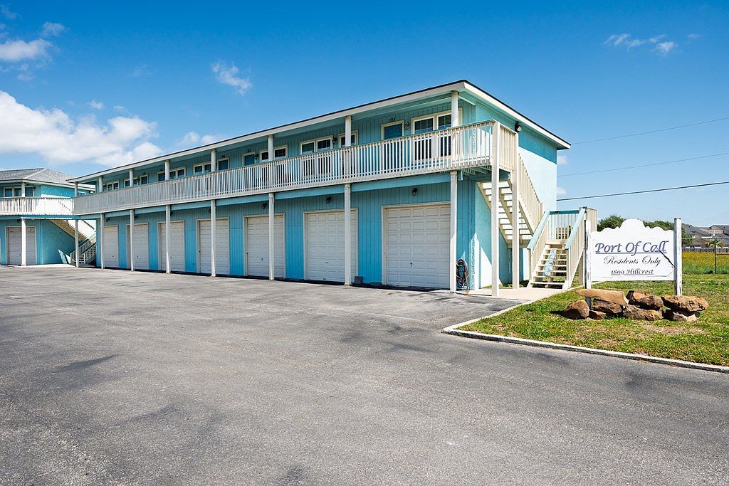 1809 Hillcrest Dr APT 101 Rockport, TX 78382 - Thumbnail 3