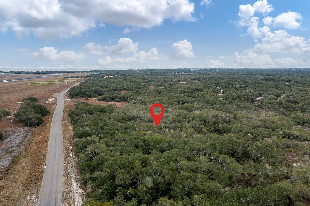 980 Airport Rd Rockport, TX 78382 - Thumbnail 3