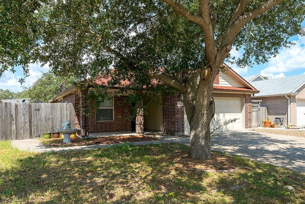 128 Whistlers Cove Rd Rockport, TX 78382 - Thumbnail 3