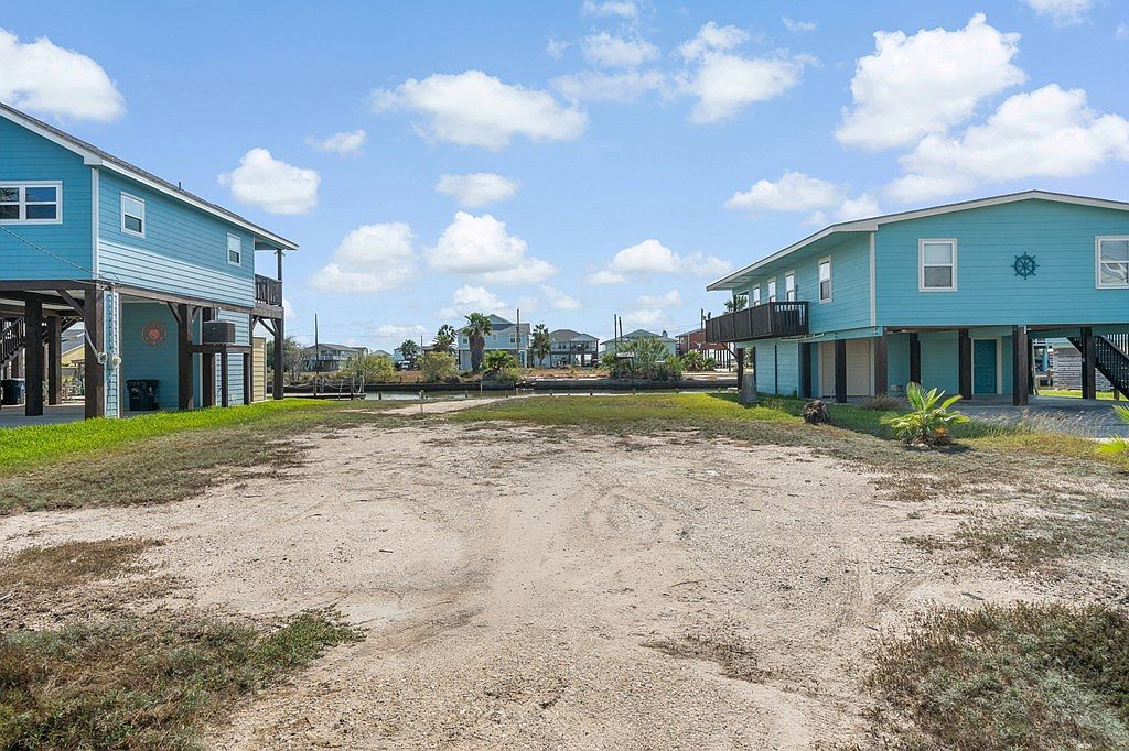 193 Sailfish Dr Rockport, TX 78382 - Thumbnail 3