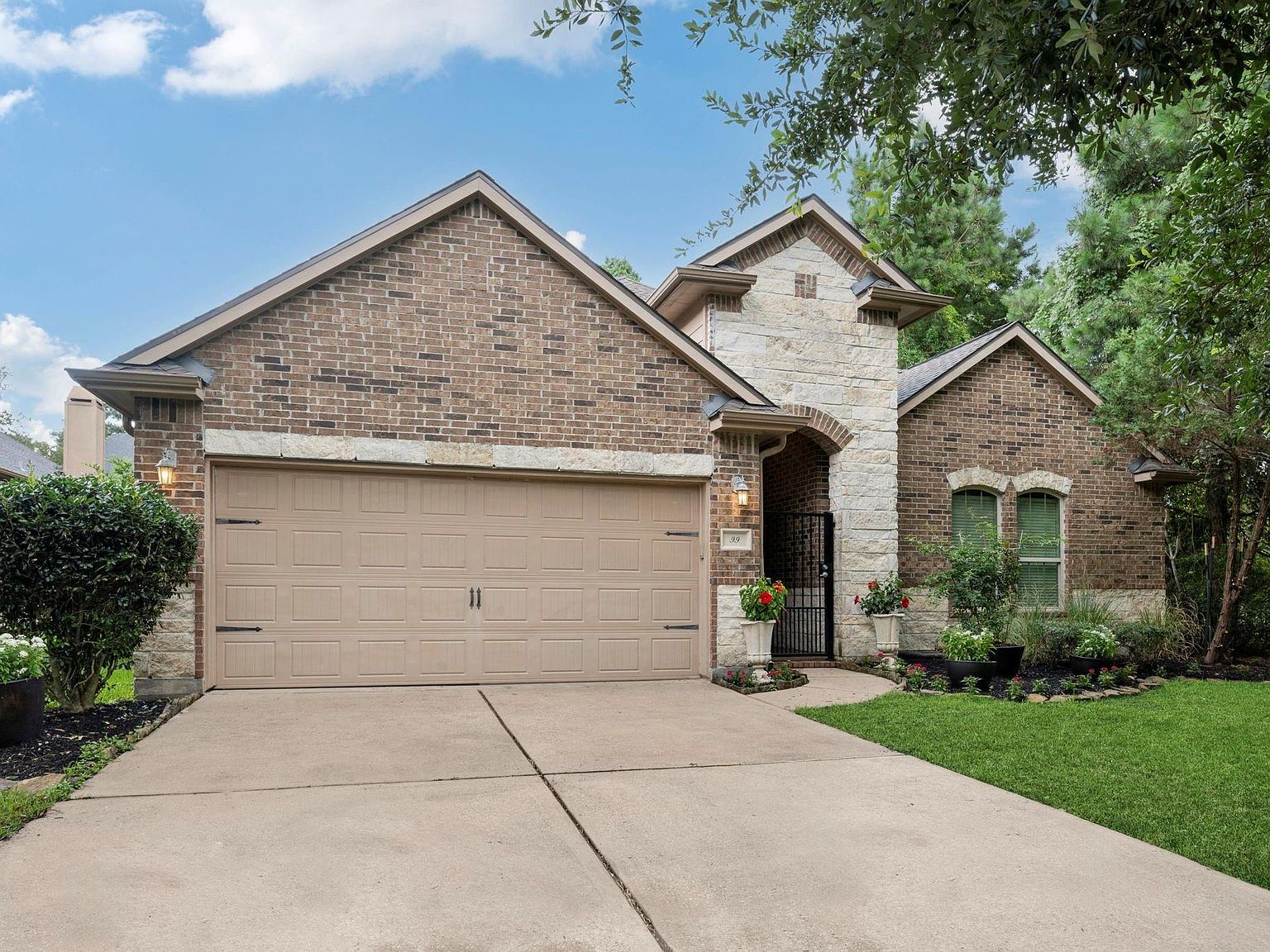 99 S Greenprint Cir Tomball, TX 77375 - Thumbnail 3