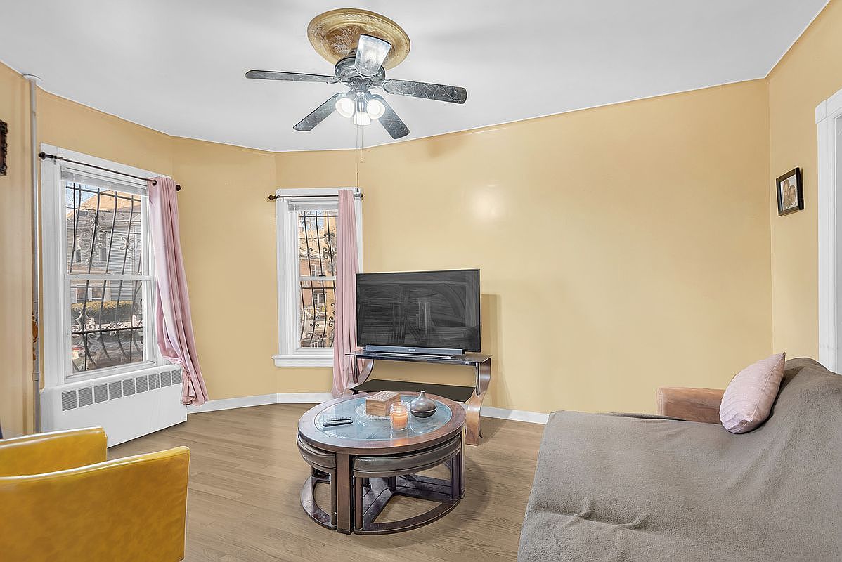 4810 Osgood St UNIT 1 Bronx, NY 10470 - Thumbnail 3