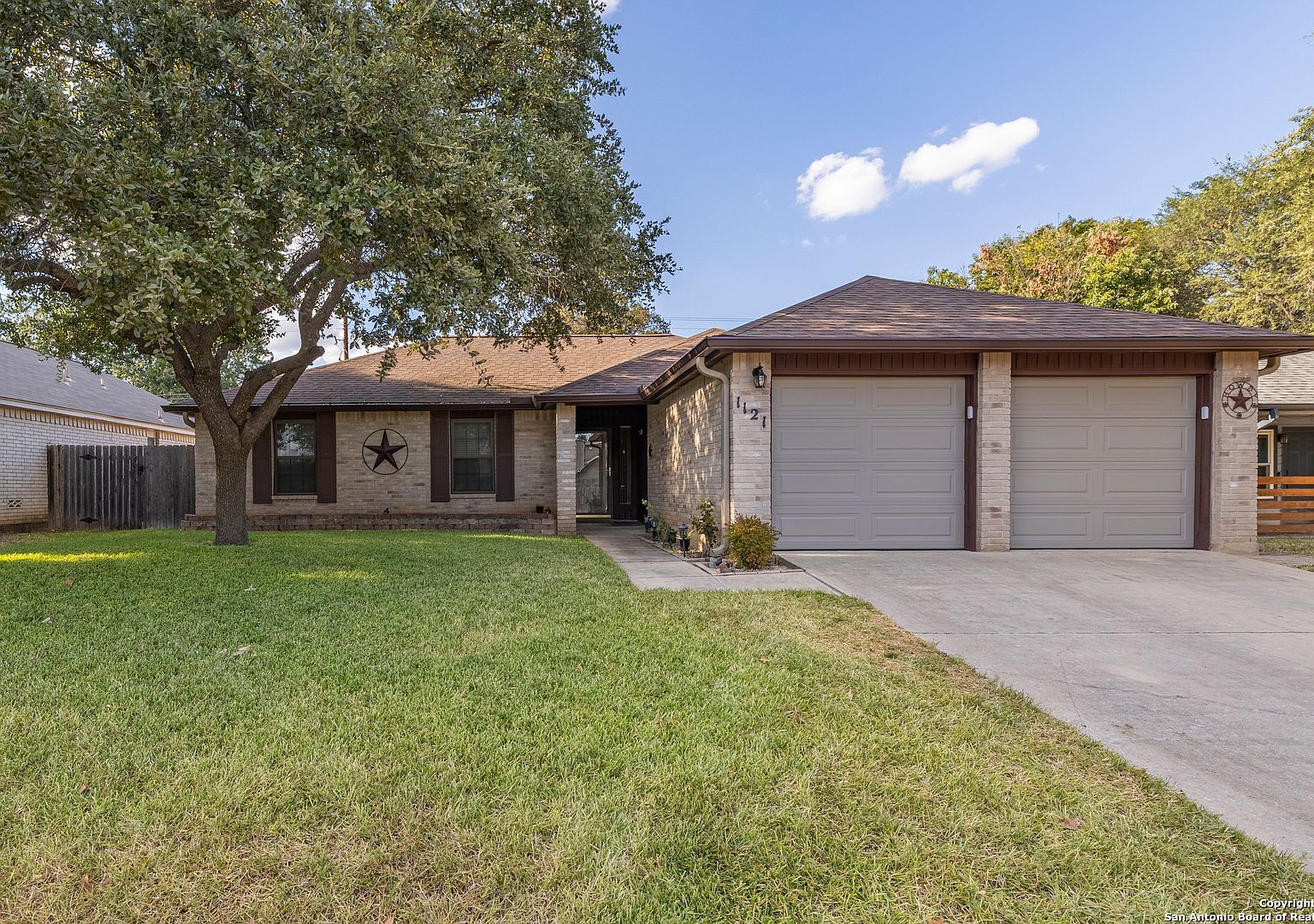 1121 Mossy Ln Schertz, TX 78154 - Thumbnail 3