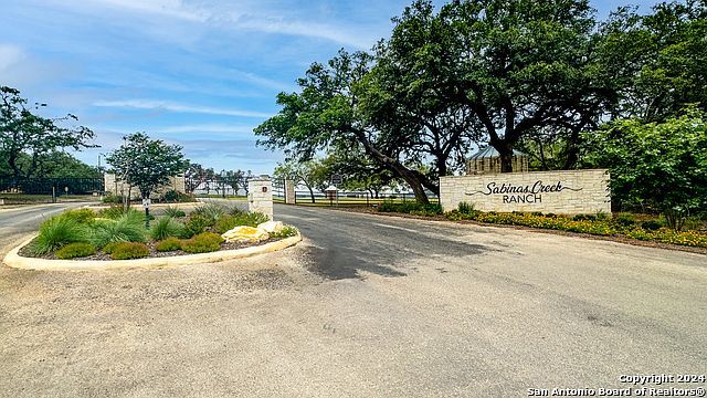 11 Wainright Spgs Boerne, TX 78006 - Thumbnail 3