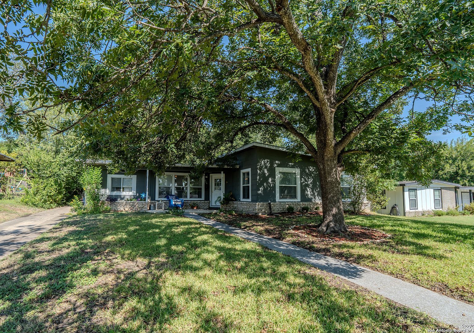 219 Karen Ln San Antonio, TX 78209 - Thumbnail 3