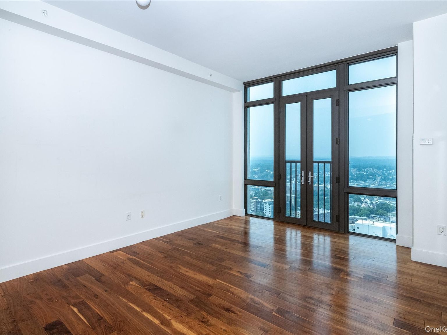 175 Huguenot St #PENTHOUSE 204 New Rochelle, NY 10801 - Thumbnail 3