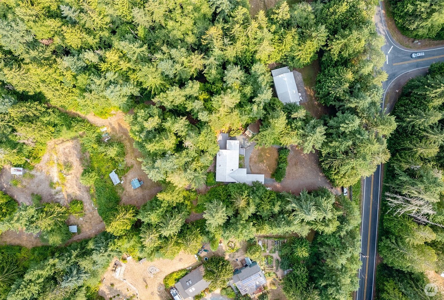 7589 Bailey Rd Clinton, WA 98236 - Thumbnail 3