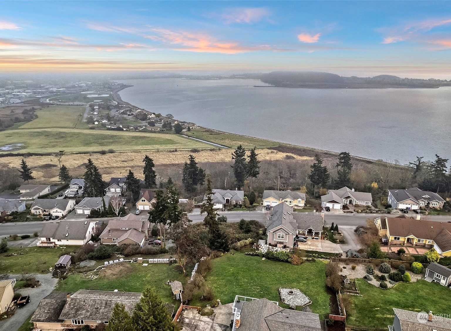 2331 SW Freund St Oak Harbor, WA 98277 - Thumbnail 3