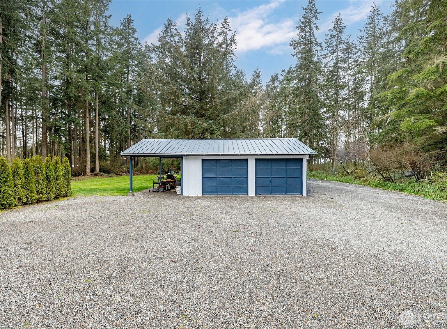 4565 Woodland Cir Oak Harbor, WA 98277 - Thumbnail 3