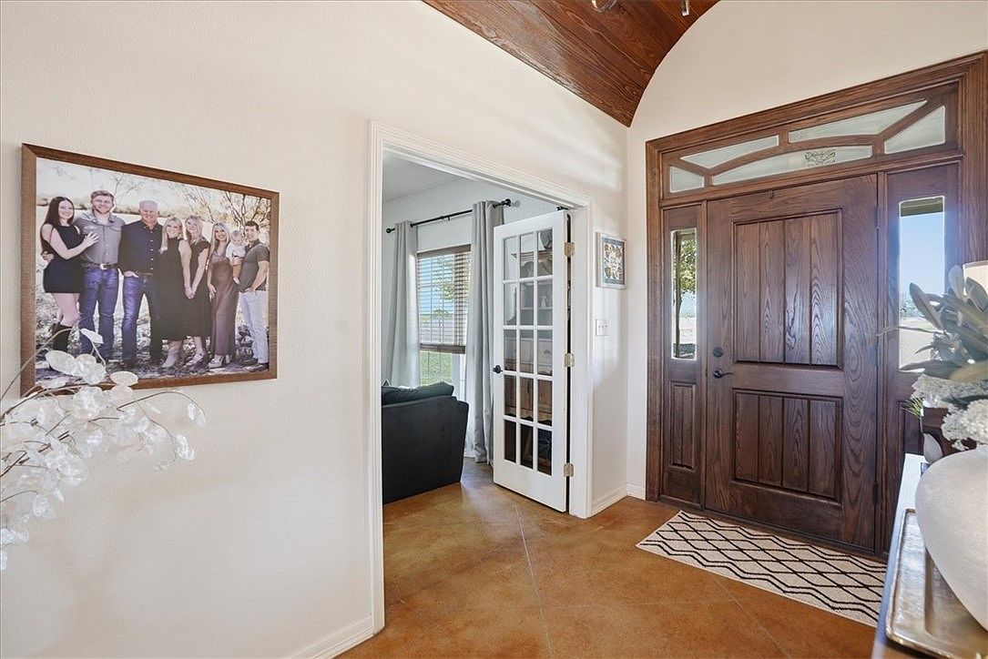 279 County Road 302 George West, TX 78022 - Thumbnail 3