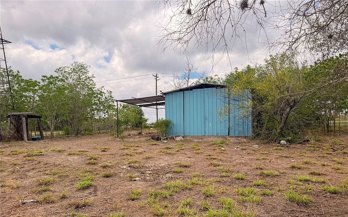 3250 Highway 281 George West, TX 78022 - Thumbnail 3