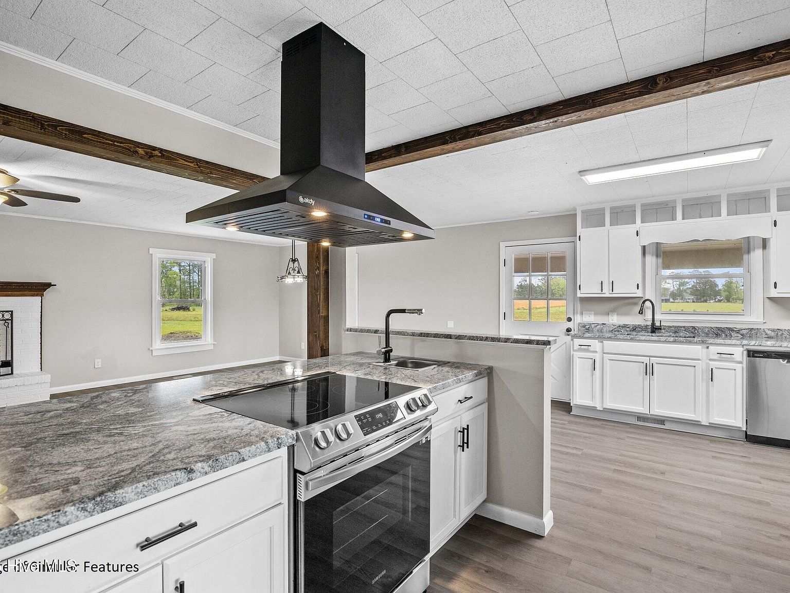 205 Speight St Havelock, NC 28532 - Thumbnail 3