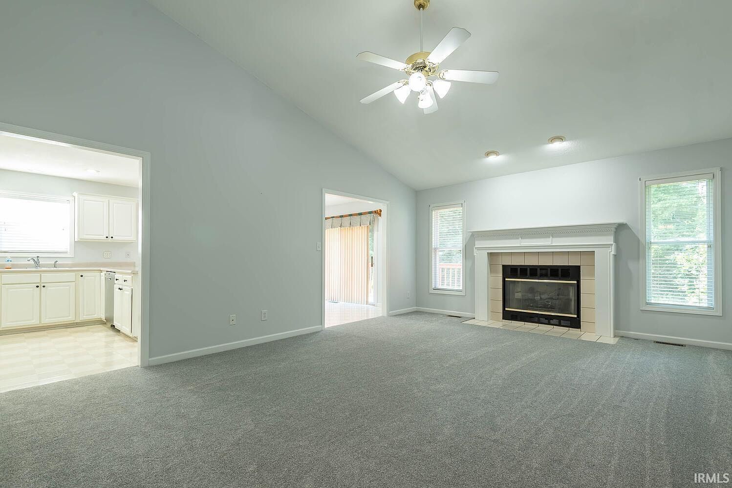 4514 E Compton Blvd Bloomington, IN 47401 - Thumbnail 3