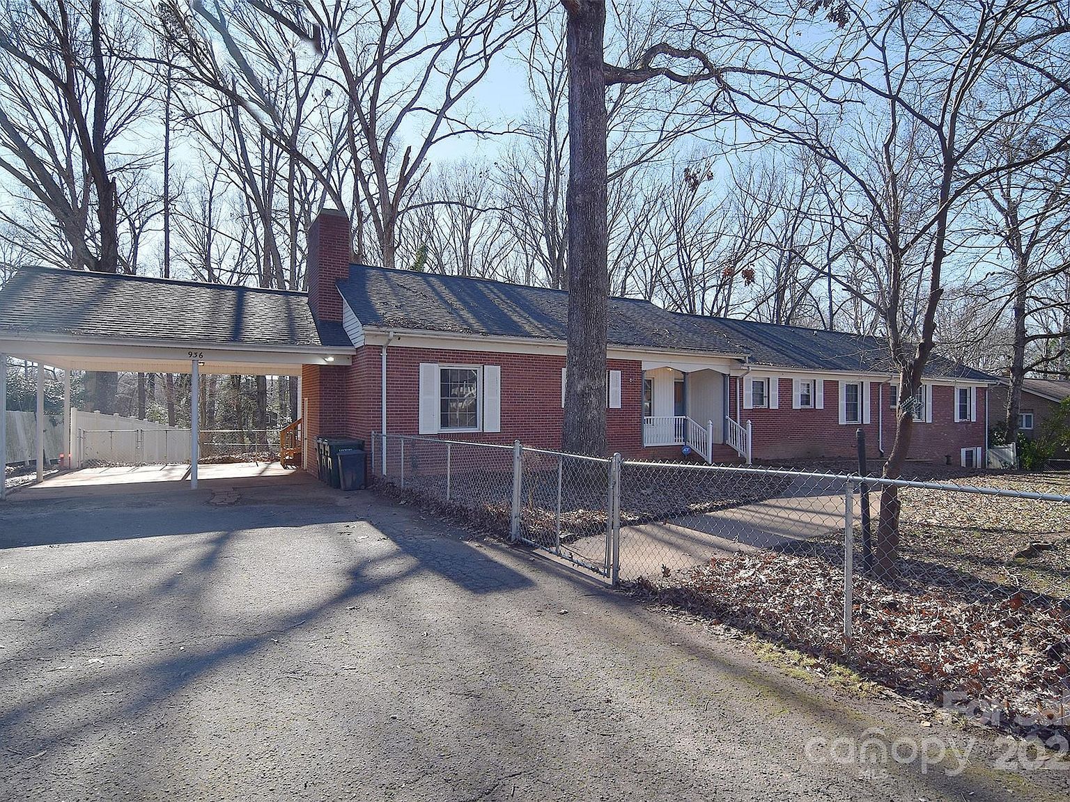 936 23rd Ave NE Hickory, NC 28601 - Thumbnail 3