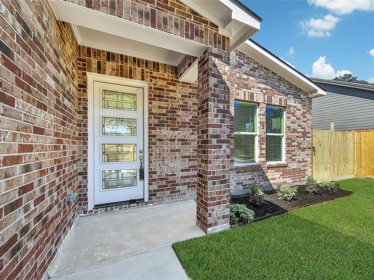 7611 Athlone Dr Houston, TX 77088 - Thumbnail 3