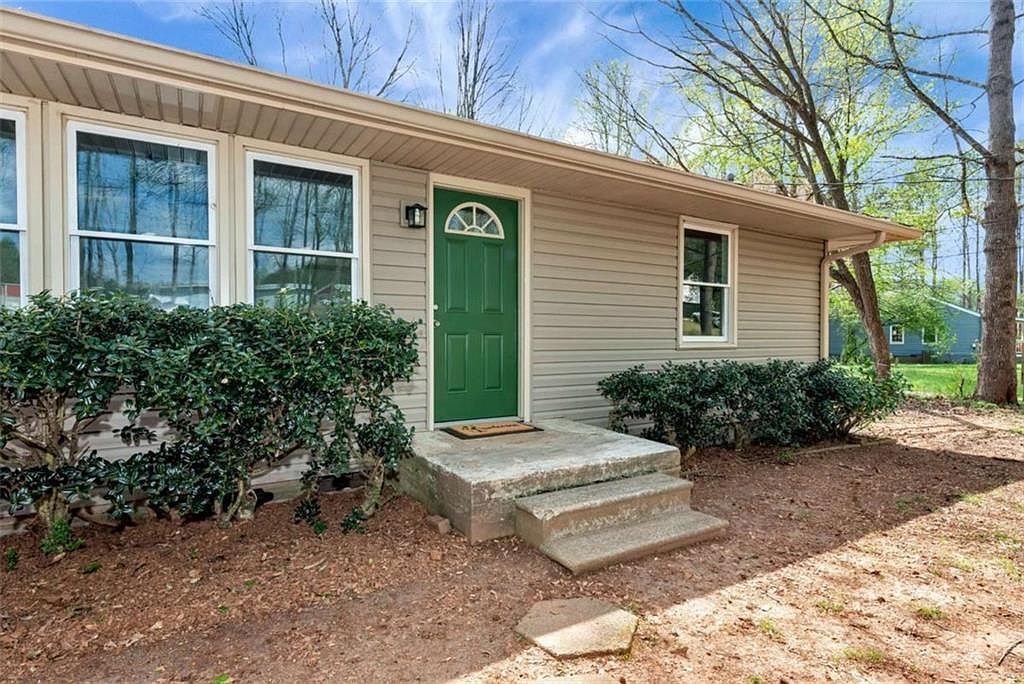 726 Peachtree Rd Jefferson, GA 30549 - Thumbnail 3
