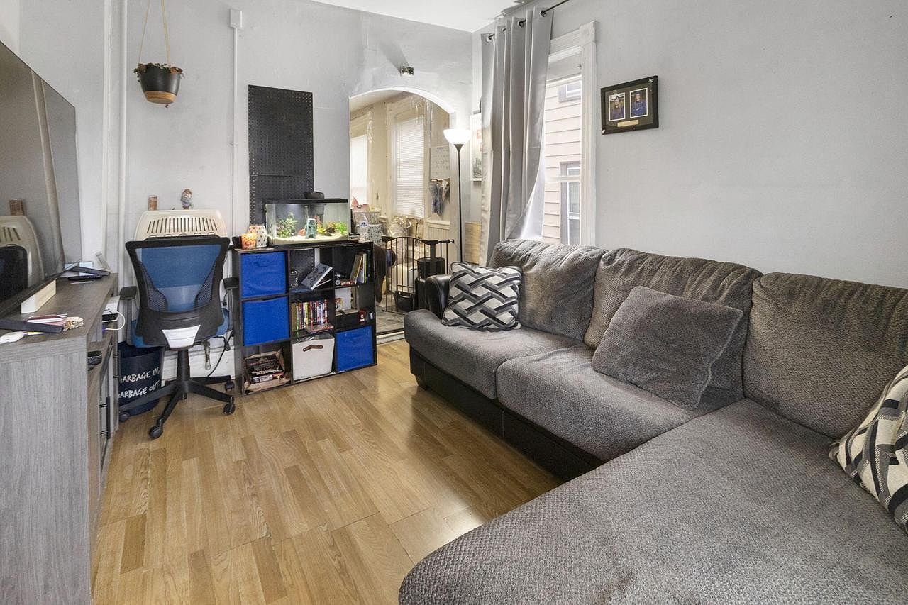 3630 E Barnard Ave Cudahy, WI 53110 - Thumbnail 3