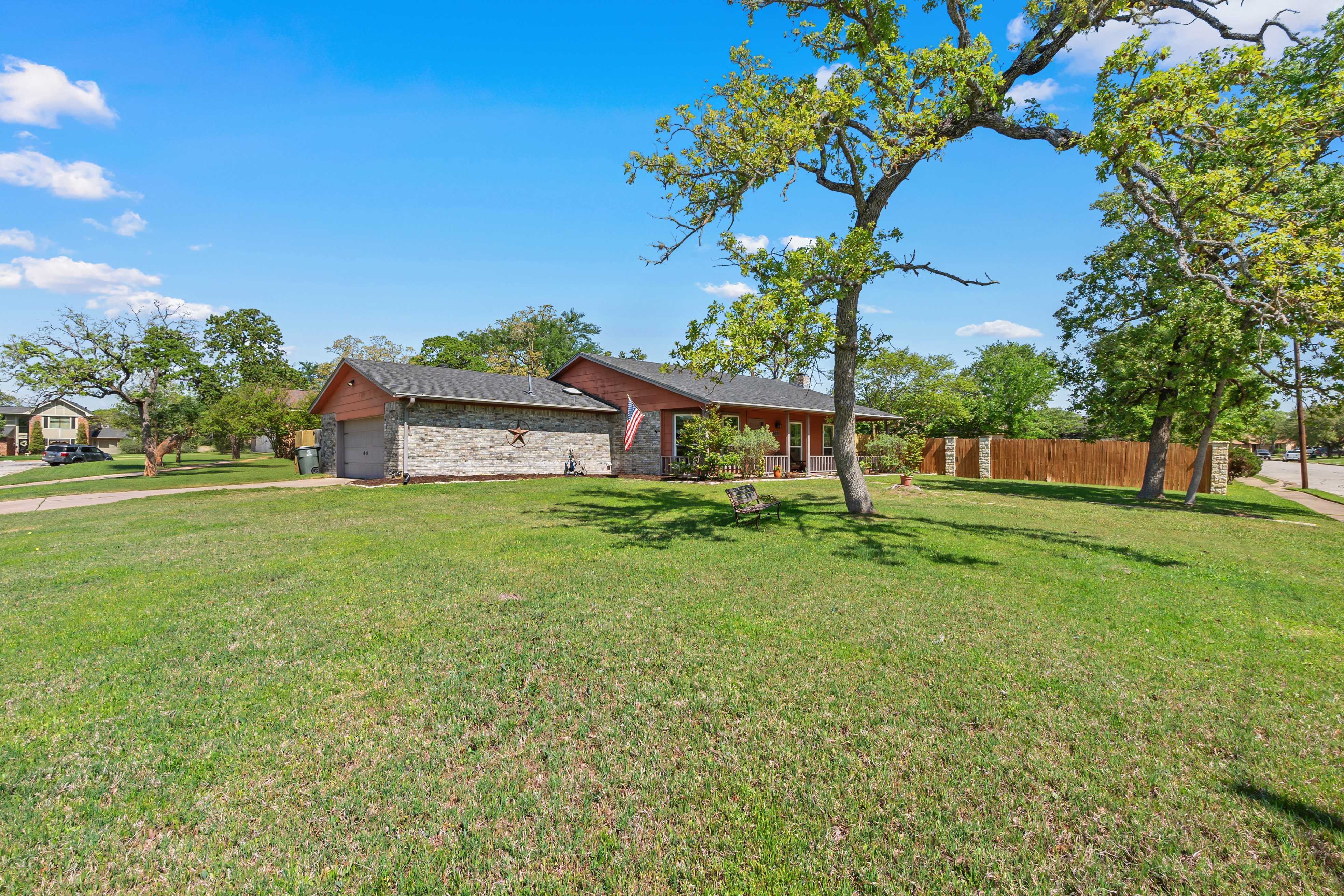 4122 Warwick Lane, Bryan, TX, USA, 77802 - Thumbnail 3