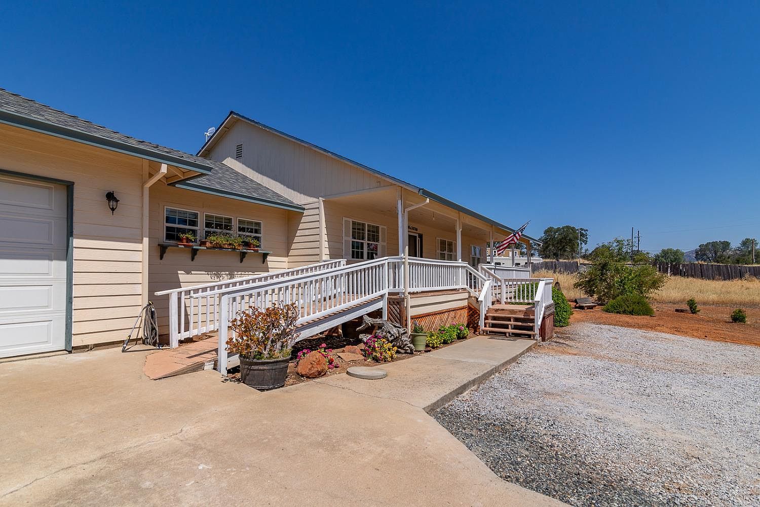 2994 Cadena Way Coulterville, CA 95311 - Thumbnail 3