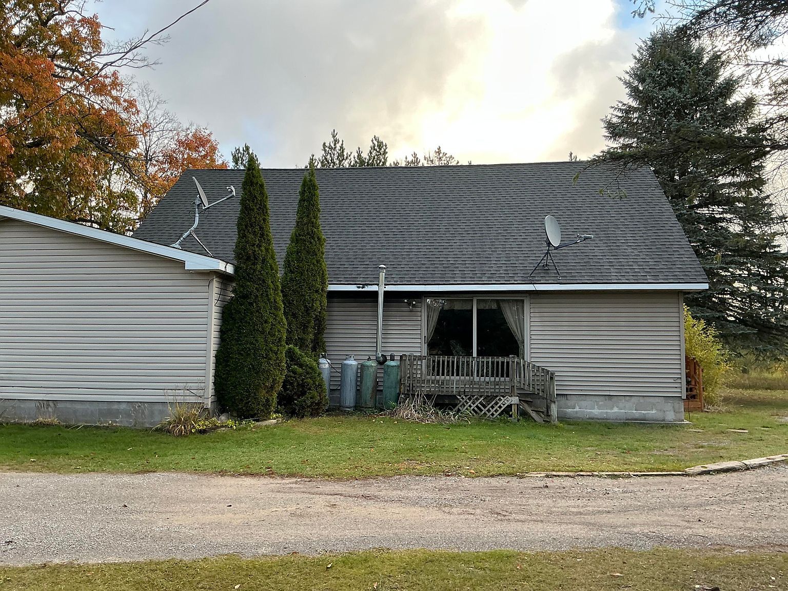 2563 Delano Rd Comins, MI 48619 - Thumbnail 3