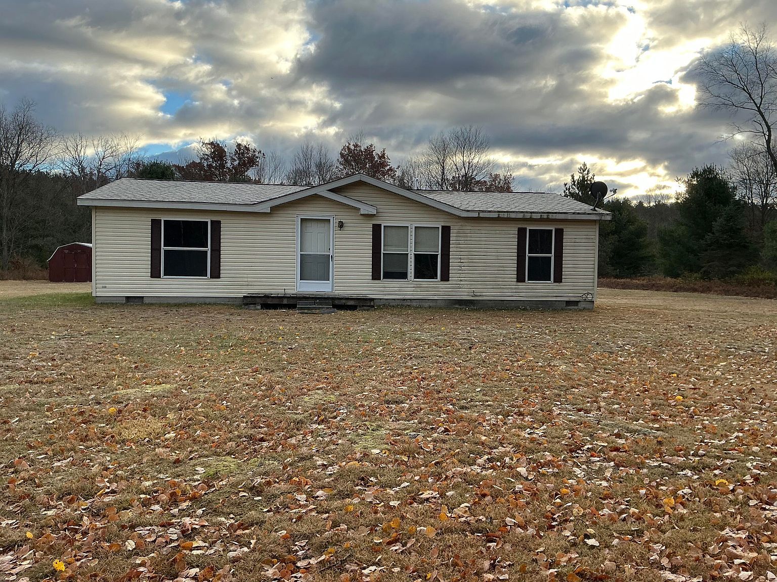 11585 S Flooter Rd Roscommon, MI 48653 - Thumbnail 3