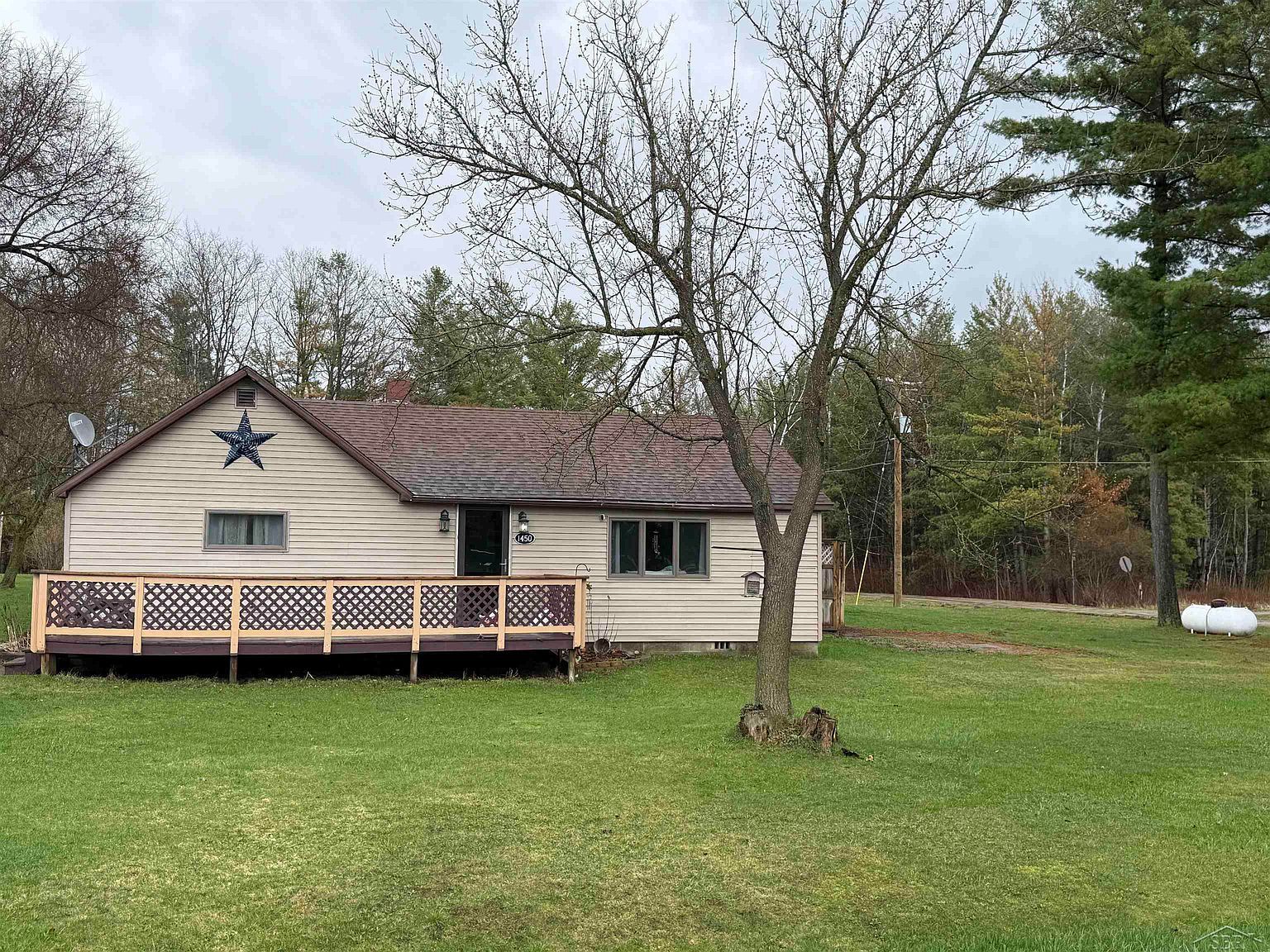 1450 Sheldon Rd Alger, MI 48610 - Thumbnail 3