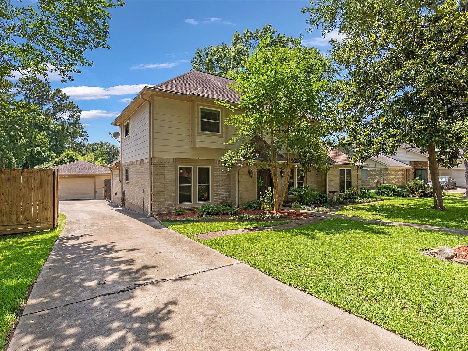19611 Suncove Ln Humble, TX 77346 - Thumbnail 3