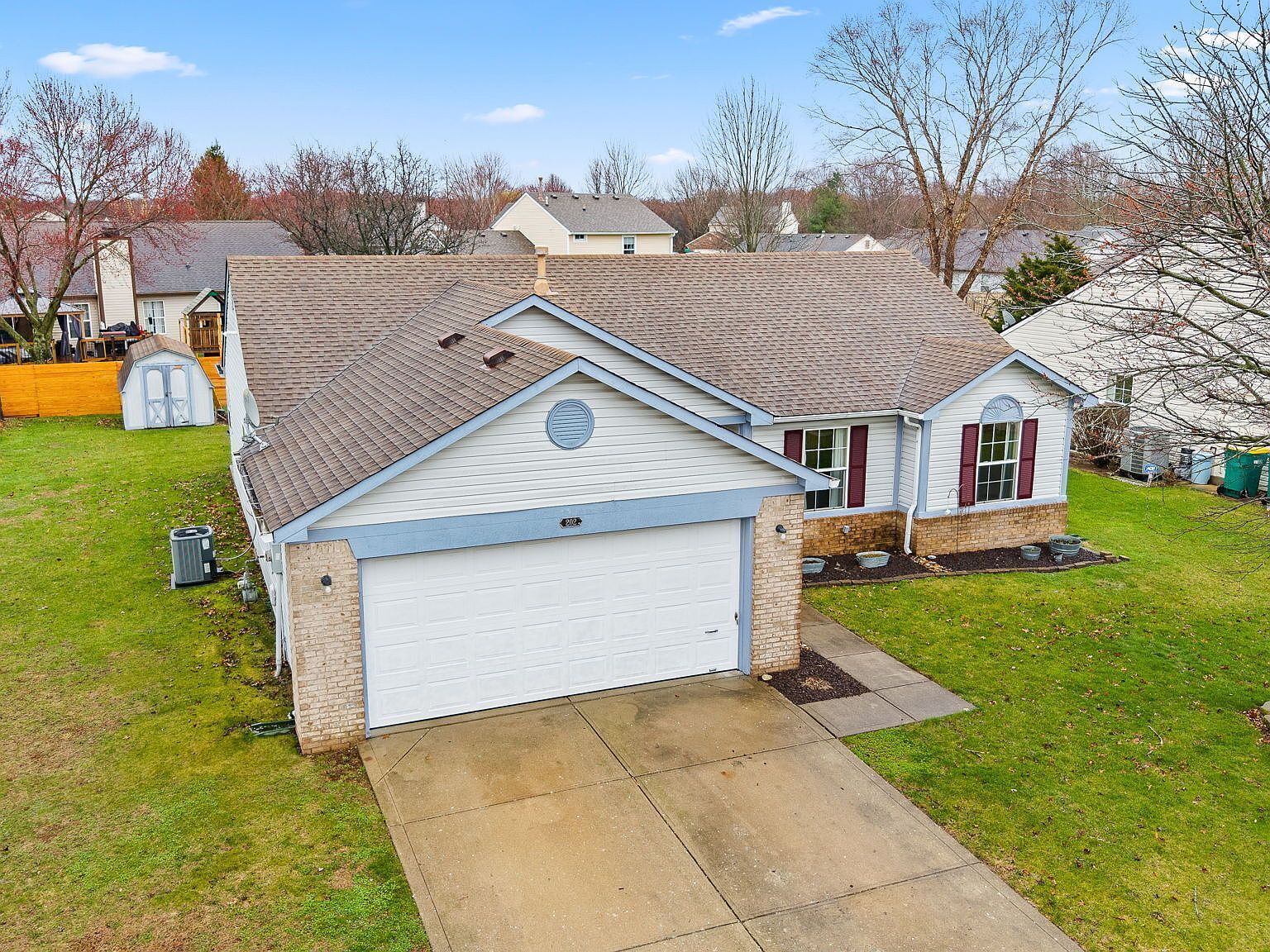 202 Pineview Dr Mooresville, IN 46158 - Thumbnail 3