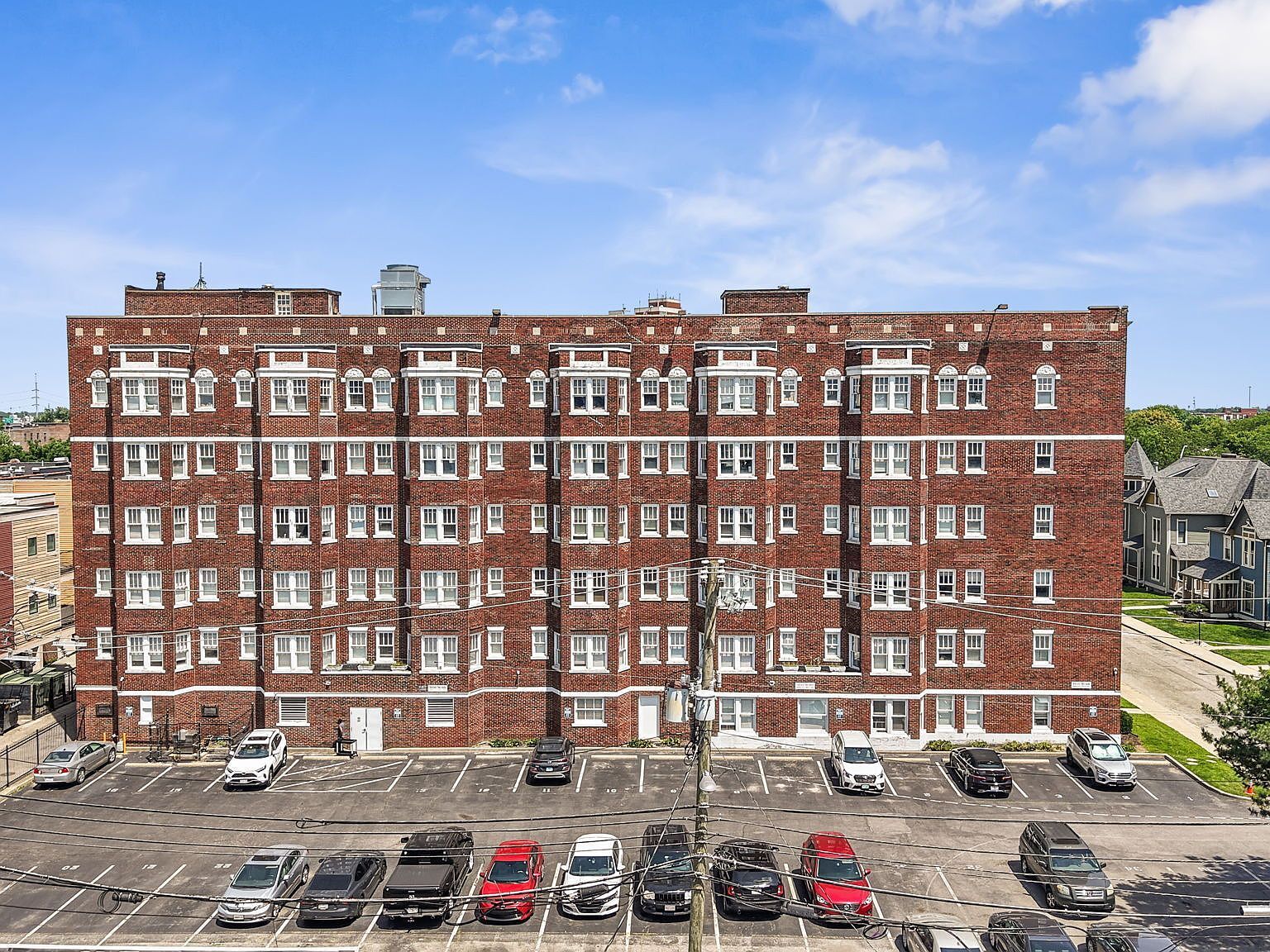 230 E 9th St APT 601 Indianapolis, IN 46204 - Thumbnail 3