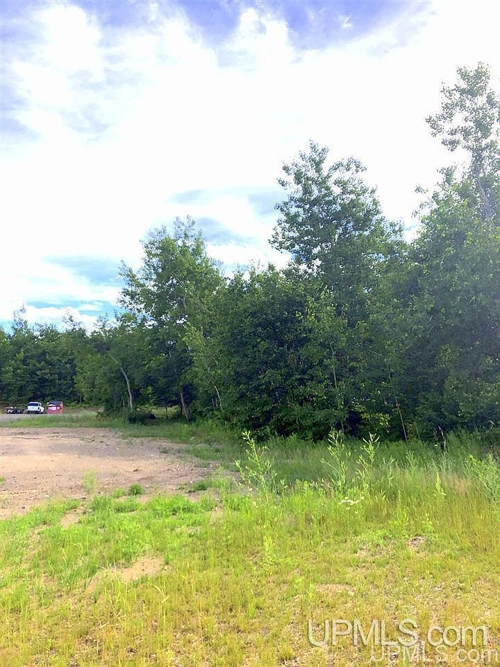 E Us41/m28 Hwy Negaunee, MI 49866 - Thumbnail 3