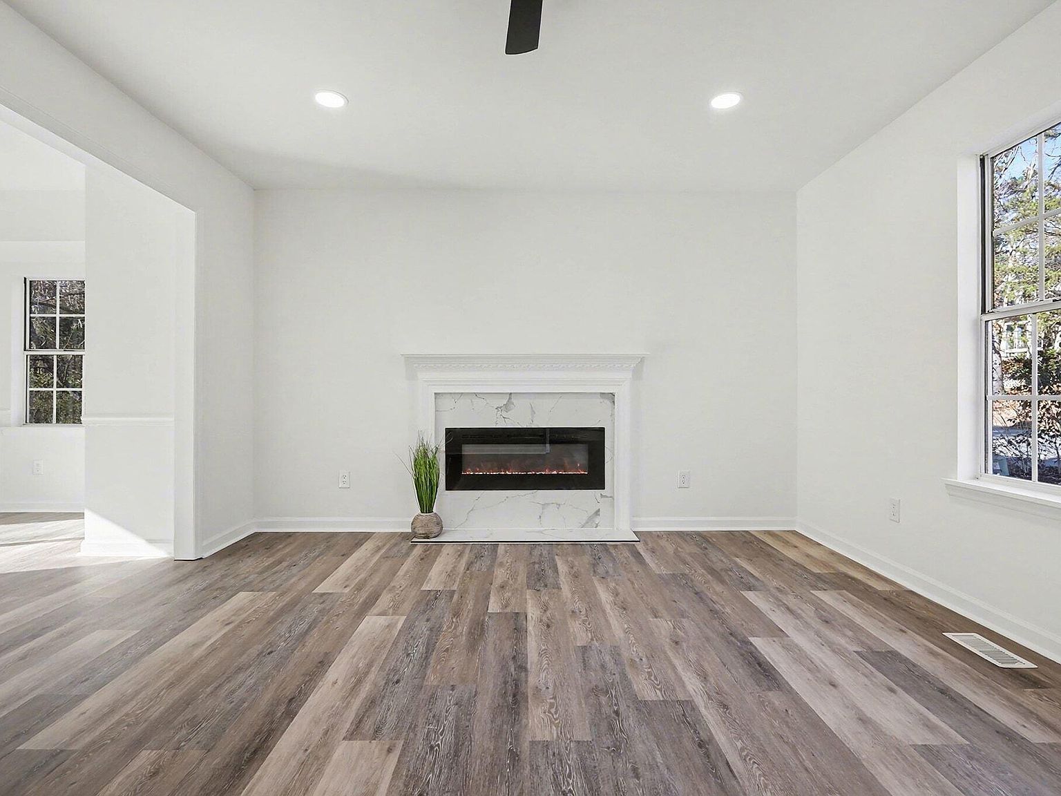 4311 White Cliff Ln Durham, NC 27712 - Thumbnail 3