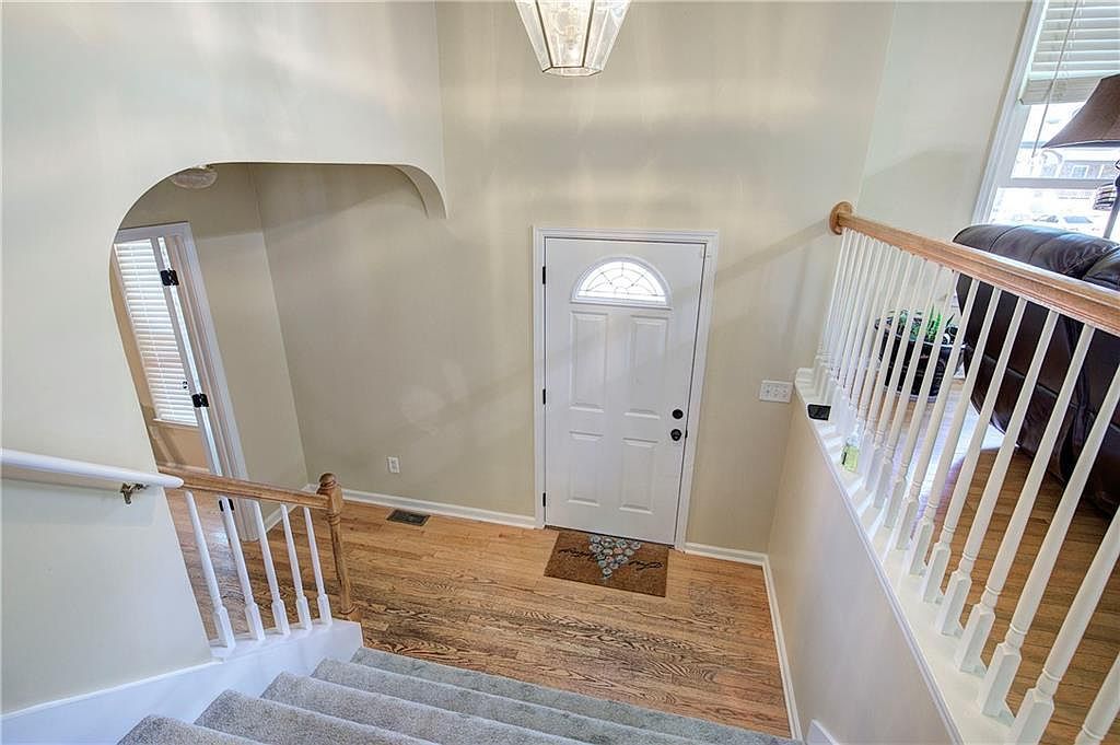 108 Arbor Hills Trl Talking Rock, GA 30175 - Thumbnail 3