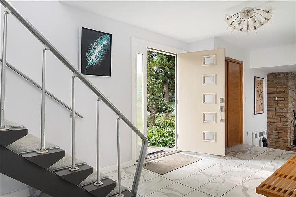 141 Glen Ridge Rd Cranston, RI 02920, Cranston, RI, 2920 - Thumbnail 3