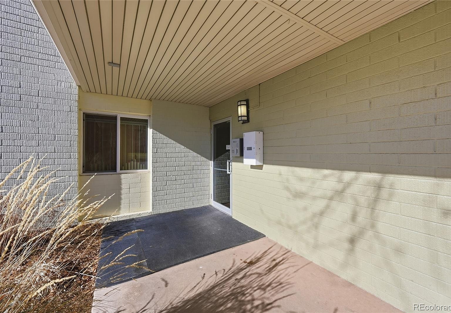 655 S Clinton St APT 4B Denver, CO 80247 - Thumbnail 3