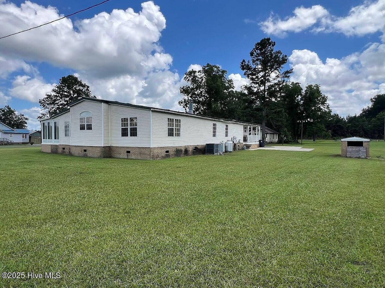 51 Shaw Rd Riegelwood, NC 28456 - Thumbnail 3