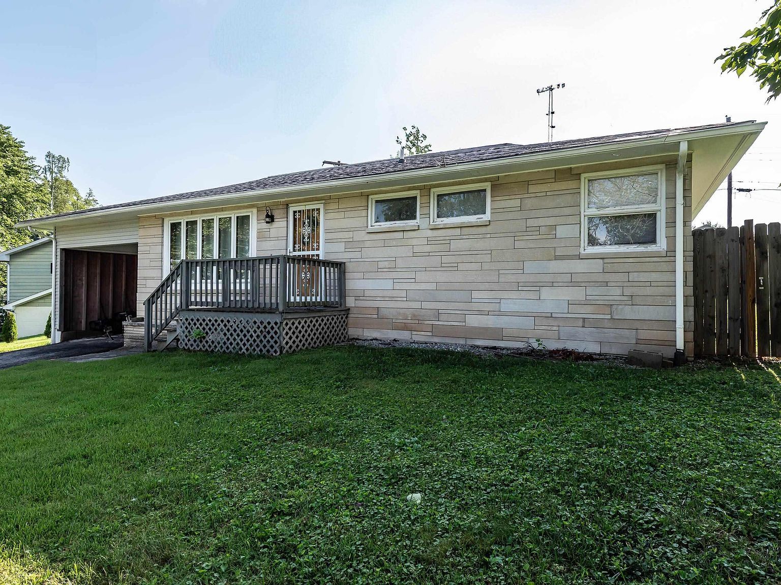 110 Edgewood Dr Bedford, IN 47421 - Thumbnail 3